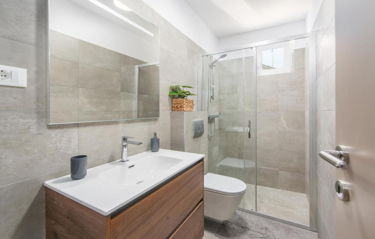 Apartment Vitamare Пореч Екстериор снимка